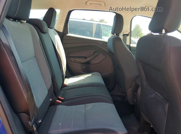 1FMCU0F70KUB76544 2019 FORD ESCAPE Blue Widok wnętrza z tyłu