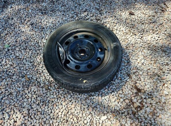 1FMCU0F71HUD34088 2017 FORD ESCAPE Серебряный Вид подкапотного пространства