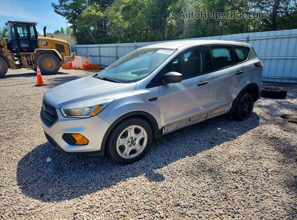 1FMCU0F71HUD34088 2017 FORD ESCAPE Серебряный Передняя левая четверть