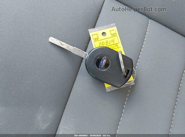 1FMCU0F71KUB94082 2019 FORD ESCAPE Черный Вид панели приборов