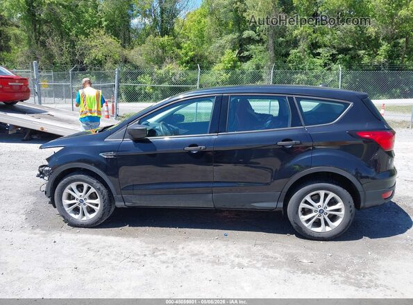 1FMCU0F71KUB94082 2019 FORD ESCAPE Черный 
