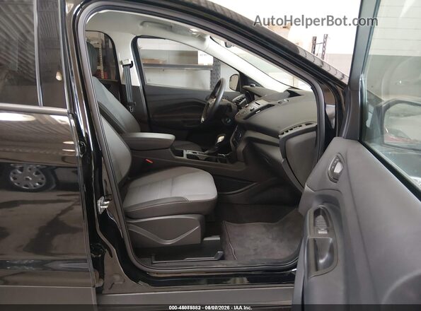 1FMCU0F73JUD08355 2018 FORD ESCAPE Черный Вид салона спереди
