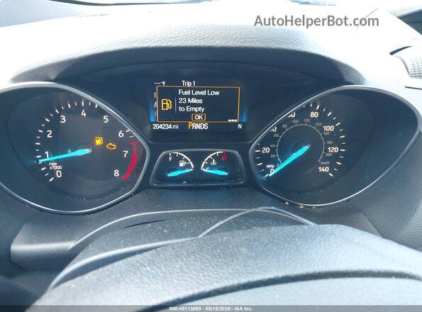 1FMCU0F76JUB97963 2018 FORD ESCAPE White Widok tylnych siedzeń