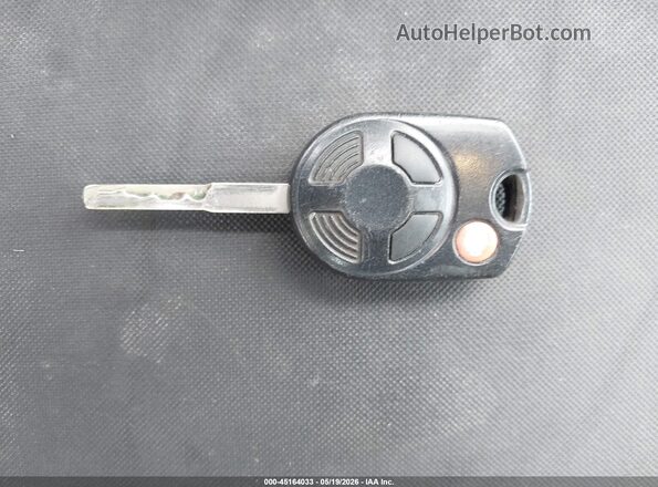 1FMCU0F77GUB88746 2016 FORD ESCAPE Черный Вид панели приборов