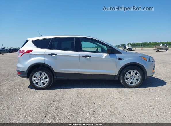1FMCU0F77GUC83792 2016 FORD ESCAPE Серебряный Вид задней части салона