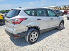 2017 Ford Escape S Серебряный vin: 1FMCU0F7XHUB50638