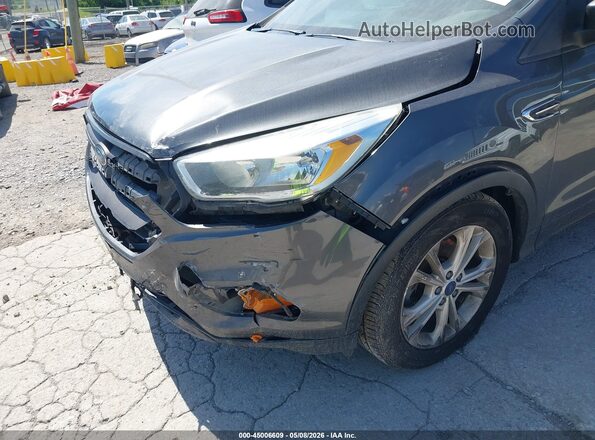 1FMCU0F7XHUC01183 2017 FORD ESCAPE Серый Вид спереди