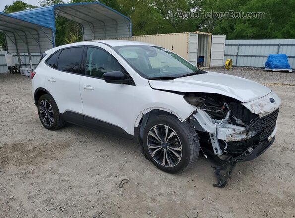 1FMCU0G67NUB98101 2022 FORD ESCAPE Белый Передняя правая четверть