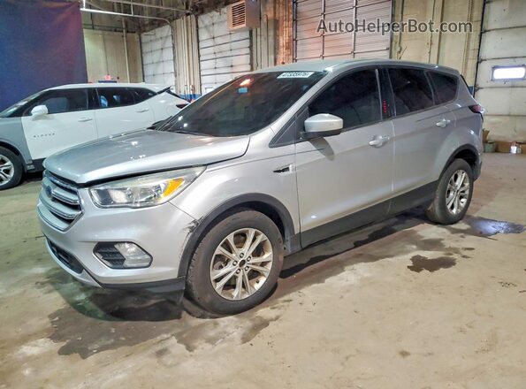 1FMCU0G90HUB00699 2017 FORD ESCAPE Серебряный Передняя левая четверть