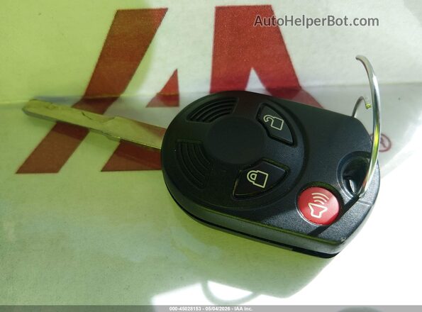1FMCU0G90HUD52274 2017 FORD ESCAPE Черный Вид панели приборов