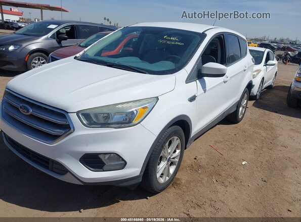 1FMCU0G98HUB31229 2017 FORD ESCAPE White Vista tres cuartos delantera izquierda