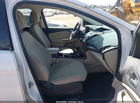1FMCU0G98HUB31229 2017 FORD ESCAPE White Vista interior delantera