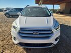 2017 Ford Escape Se Белый vin: 1FMCU0G98HUB35829