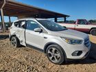 2017 Ford Escape Se Белый vin: 1FMCU0G98HUB35829