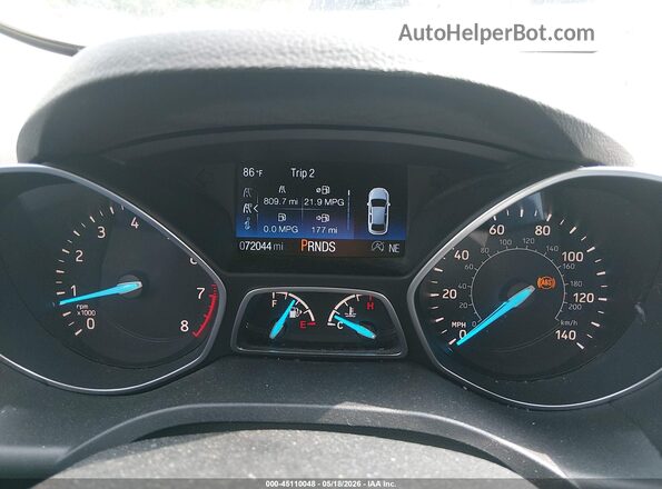 1FMCU0GD0HUA81298 2017 FORD ESCAPE Красный Вид задних сидений