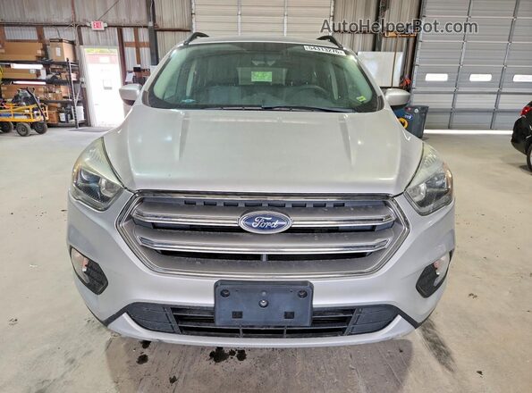 1FMCU0GD0HUA92902 2017 FORD ESCAPE Silver Vista frontal