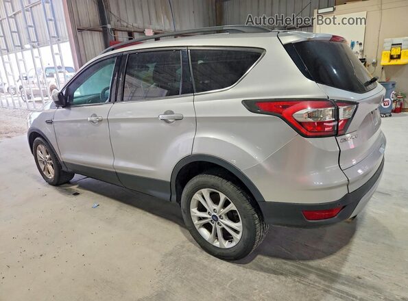 1FMCU0GD0HUA92902 2017 FORD ESCAPE Silver Trasero izquierdo