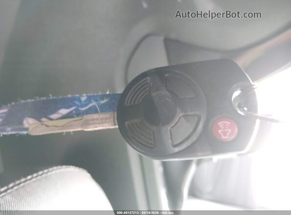 1FMCU0GD0HUC88130 2017 FORD ESCAPE Бирюзовый Вид панели приборов