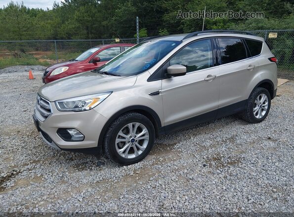 1FMCU0GD0HUD04620 2017 FORD ESCAPE Gold წინა მარცხენა ხედი სამი მეოთხედიდან