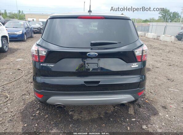 1FMCU0GD0HUD52215 2017 FORD ESCAPE Черный 