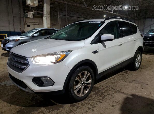 1FMCU0GD0HUD92925 2017 FORD ESCAPE White Front left