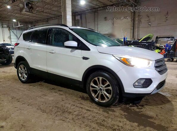 1FMCU0GD0HUD92925 2017 FORD ESCAPE White Front right