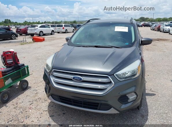 1FMCU0GD0JUA61087 2018 FORD ESCAPE Серый Вид щитка приборов