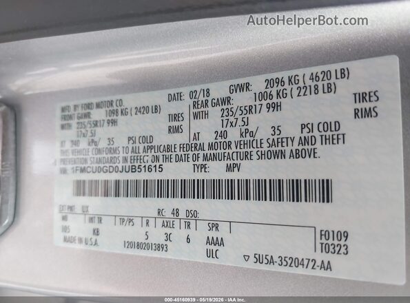 1FMCU0GD0JUB51615 2018 FORD ESCAPE Silver Widok komory silnika