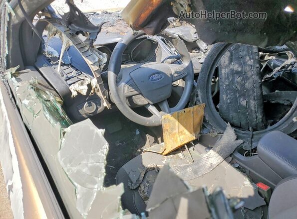 1FMCU0GD0KUB37926 2019 FORD ESCAPE Белый Вид панели приборов