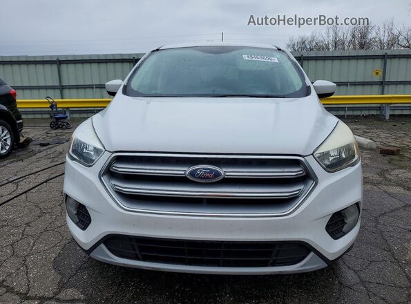 1FMCU0GD1HUD83263 2017 FORD ESCAPE White Vista frontal