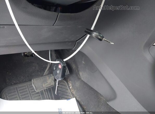 1FMCU0GD1HUD90536 2017 FORD ESCAPE Red Vista del salpicadero