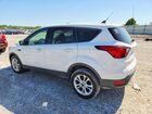 2019 Ford Escape Se White vin: 1FMCU0GD1KUC35606