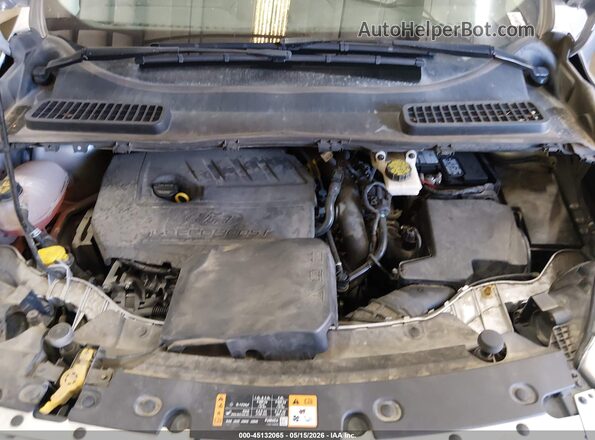1FMCU0GD2HUB28587 2017 FORD ESCAPE Gray Widok z przodu