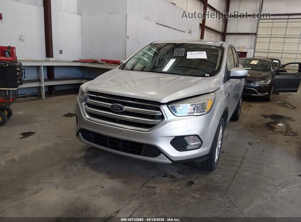 1FMCU0GD2HUB28587 2017 FORD ESCAPE Gray Widok wnętrza 360 stopni