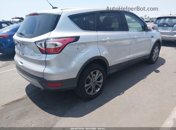 1FMCU0GD2HUC59549 2017 FORD ESCAPE Серебряный Задняя правая четверть