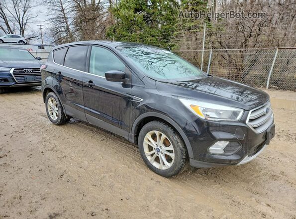 1FMCU0GD2HUC97654 2017 FORD ESCAPE Черный Передняя правая четверть