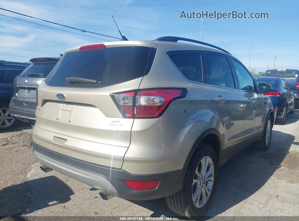 1FMCU0GD2JUD03264 2018 FORD ESCAPE Золотой Задняя правая четверть