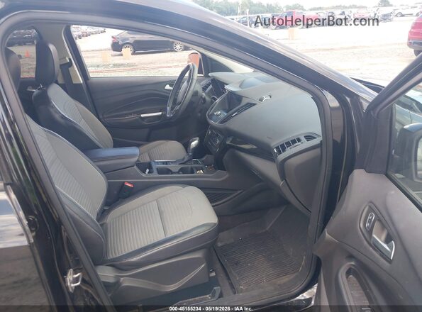 1FMCU0GD2KUB74721 2019 FORD ESCAPE Черный Вид салона спереди