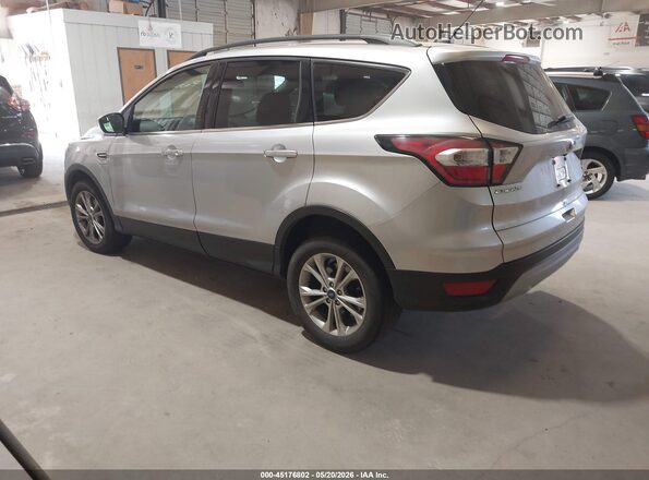 1FMCU0GD3HUE43351 2017 FORD ESCAPE Серебряный Задняя левая четверть