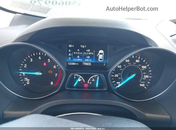 1FMCU0GD3JUB15417 2018 FORD ESCAPE Серебряный Вид задних сидений