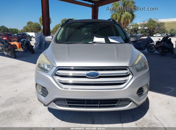 1FMCU0GD3JUB15417 2018 FORD ESCAPE Серебряный Вид щитка приборов