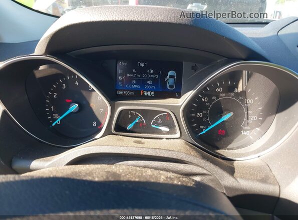 1FMCU0GD3JUC73305 2018 FORD ESCAPE Золотой Вид задних сидений