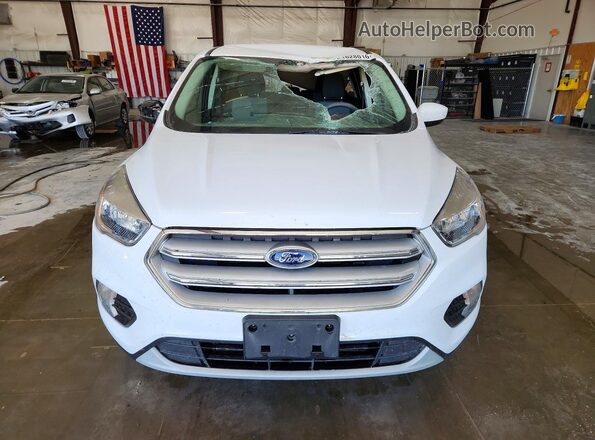 1FMCU0GD3KUB78292 2019 FORD ESCAPE Белый Вид спереди