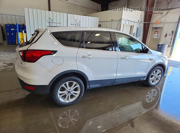 1FMCU0GD3KUB78292 2019 FORD ESCAPE Белый Задняя правая четверть