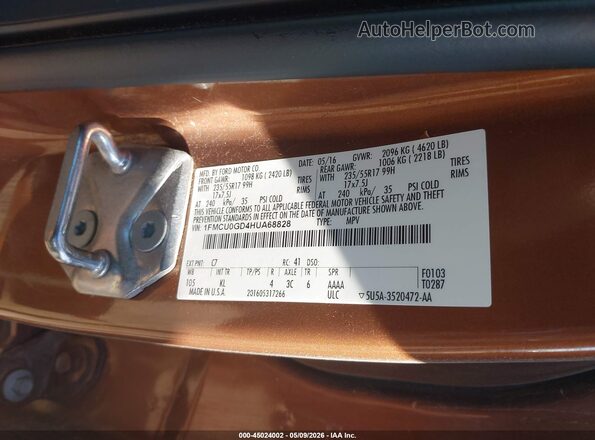 1FMCU0GD4HUA68828 2017 FORD ESCAPE Оранжевый Вид подкапотного пространства