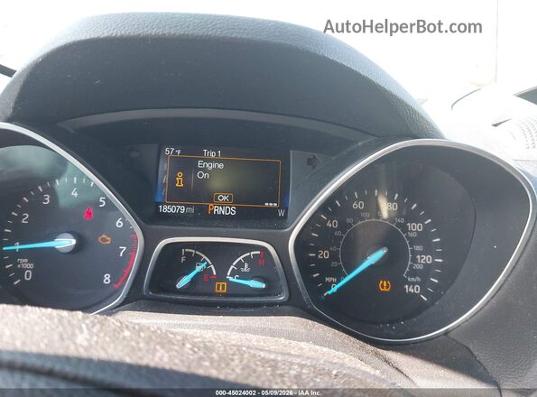 1FMCU0GD4HUA68828 2017 FORD ESCAPE Оранжевый Вид задних сидений