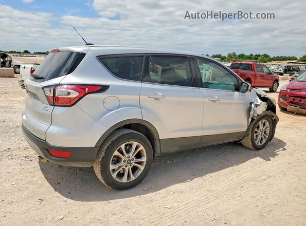 1FMCU0GD4HUB79427 2017 FORD ESCAPE Серебряный Задняя правая четверть
