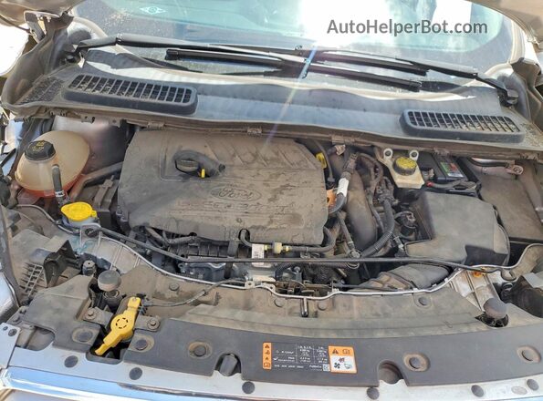 1FMCU0GD4HUB79427 2017 FORD ESCAPE Серебряный Вид подкапотного пространства