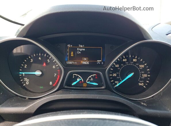 1FMCU0GD4HUC09915 2017 FORD ESCAPE Серый Вид щитка приборов