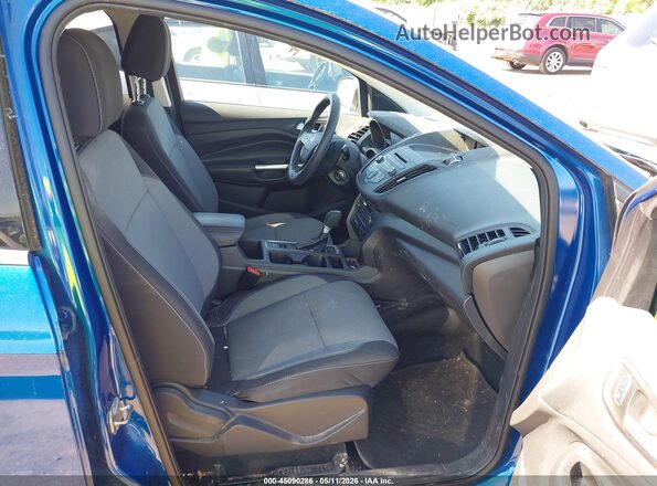 1FMCU0GD4HUD50354 2017 FORD ESCAPE Синий Вид салона спереди